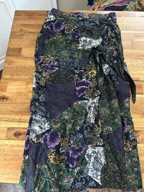 Vintage Women’s Green & Purple Floral Wrap Skirt